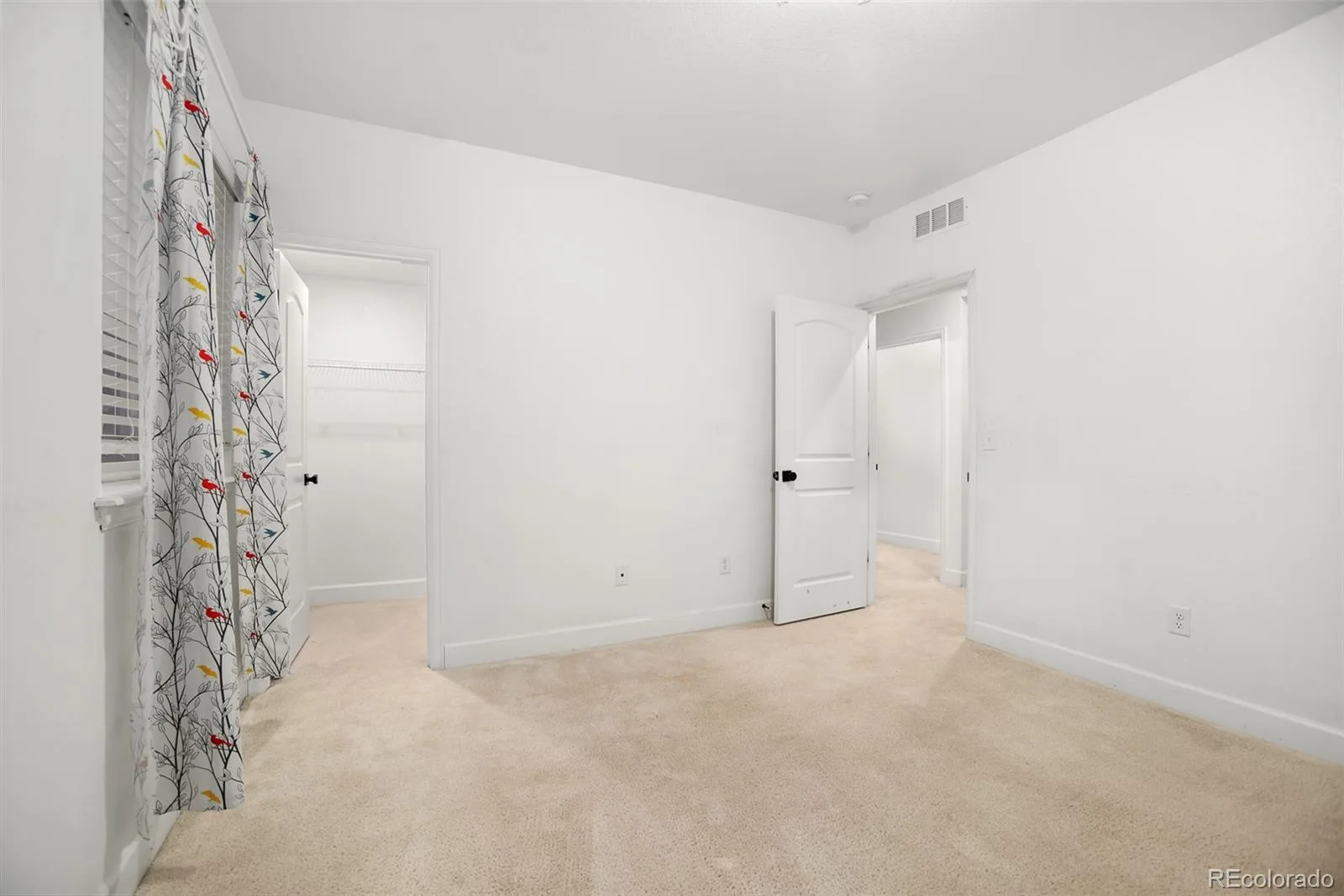 24777 E Alamo Place Aurora CO 80016 MLS #REC5582900 05302026012123 1600 41