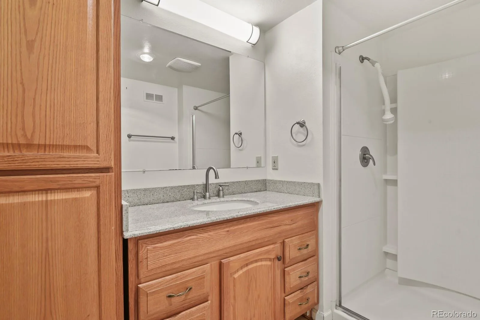 12506 E Vassar Drive Aurora CO 80014 | MLS #REC5584377 09232026185935 1600 23