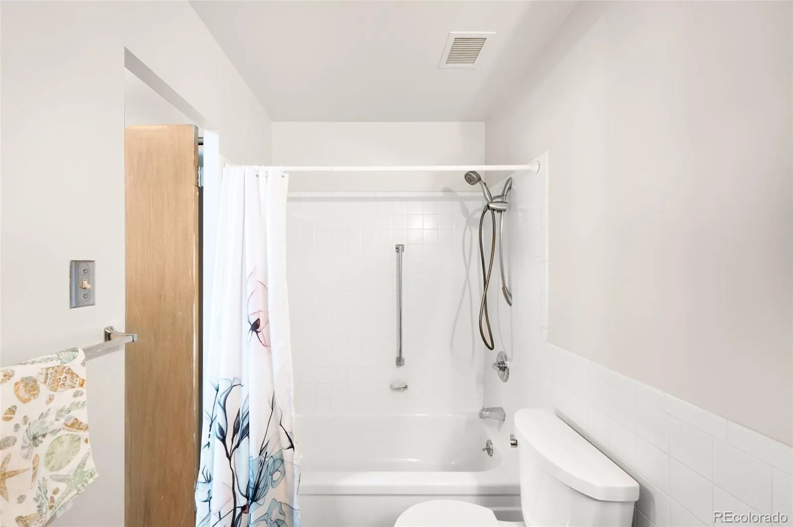9150 E Center Avenue #6D Denver CO 80247 | MLS #REC5584898 10082026010952 1600 13