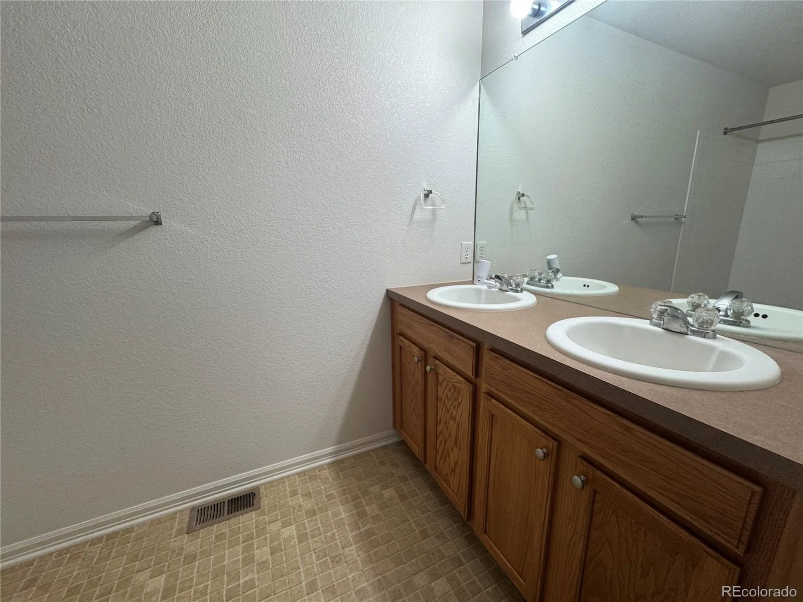 15612 E 96th Way #30B Commerce City CO 80022 MLS #REC5585085 05292026213713 1600 18