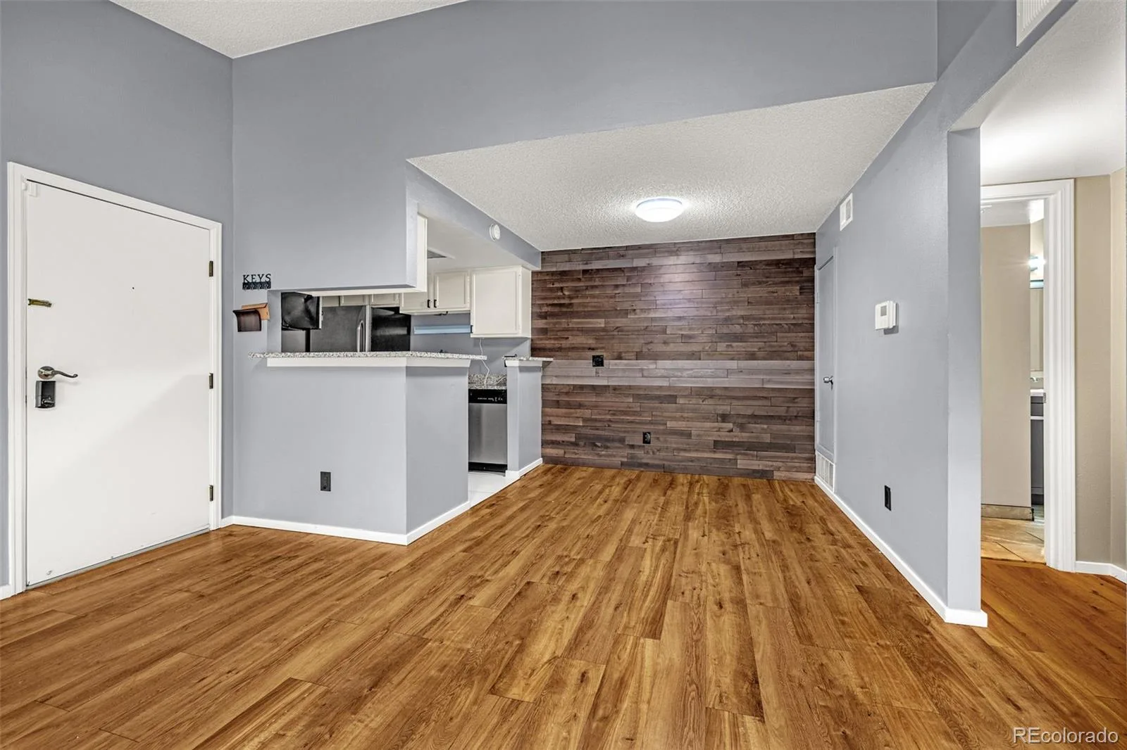 18301 E Kepner Place #201 Aurora CO 80017 | MLS #REC5585881 08192026193011 1600 3