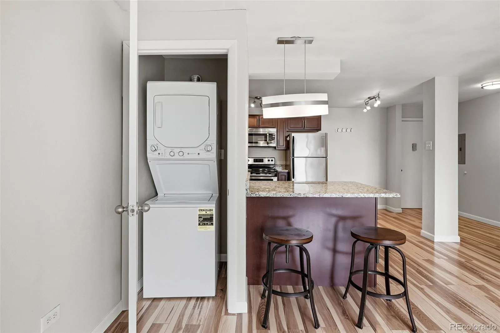 04042026150216 1600 14