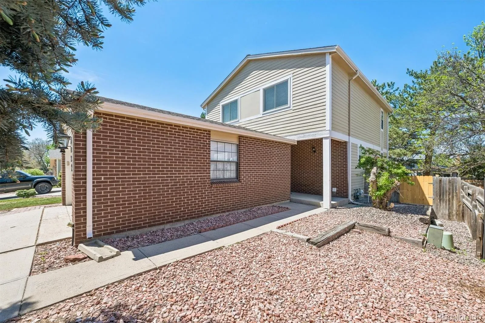 4022 S Atchison Way Aurora CO 80014 MLS #REC5588933 05152026150946 1600 19