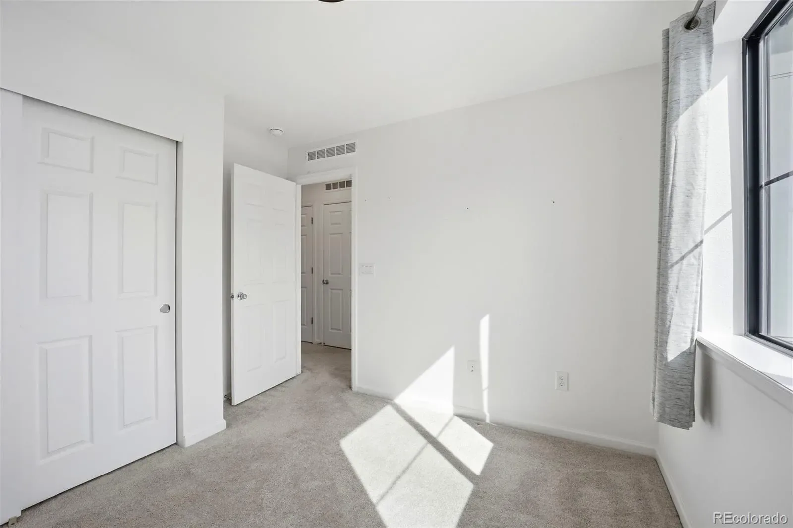 03312026213523 1600 16