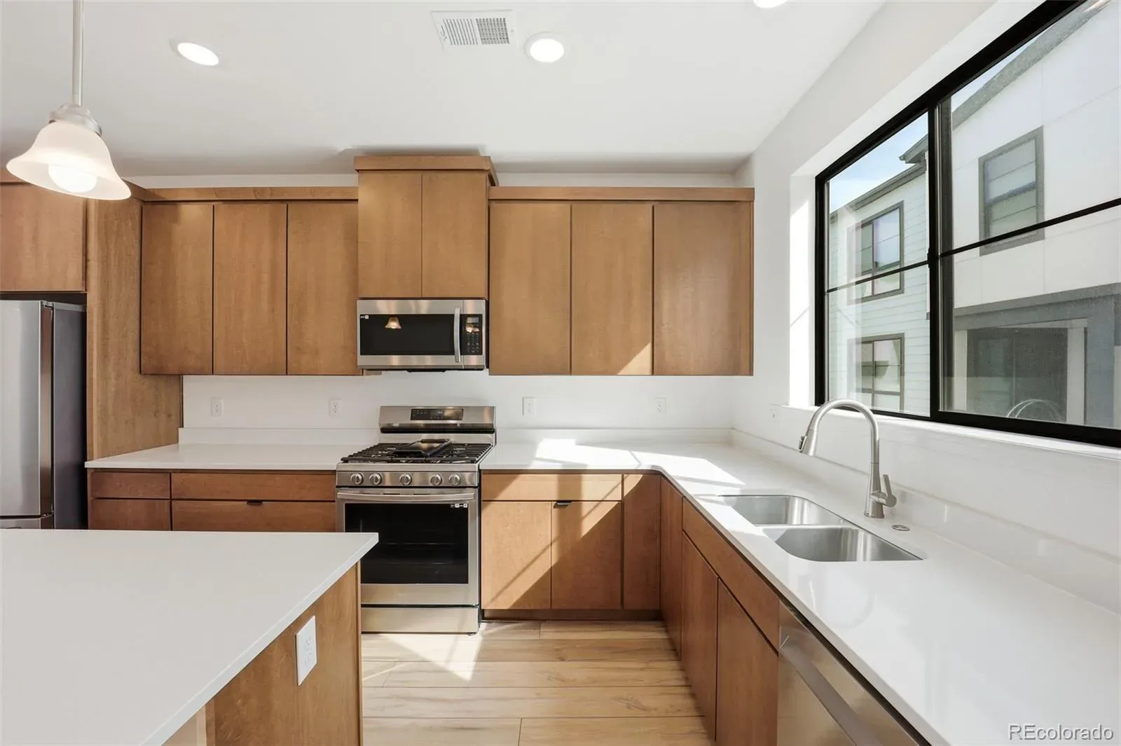 03312026213523 1600 4