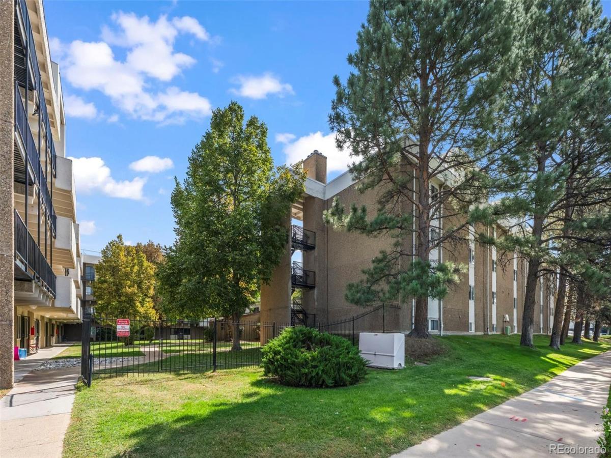 384 S Ironton Street #201 Aurora CO 80012 | MLS #REC5592712 MLS #REC5592712 image #0