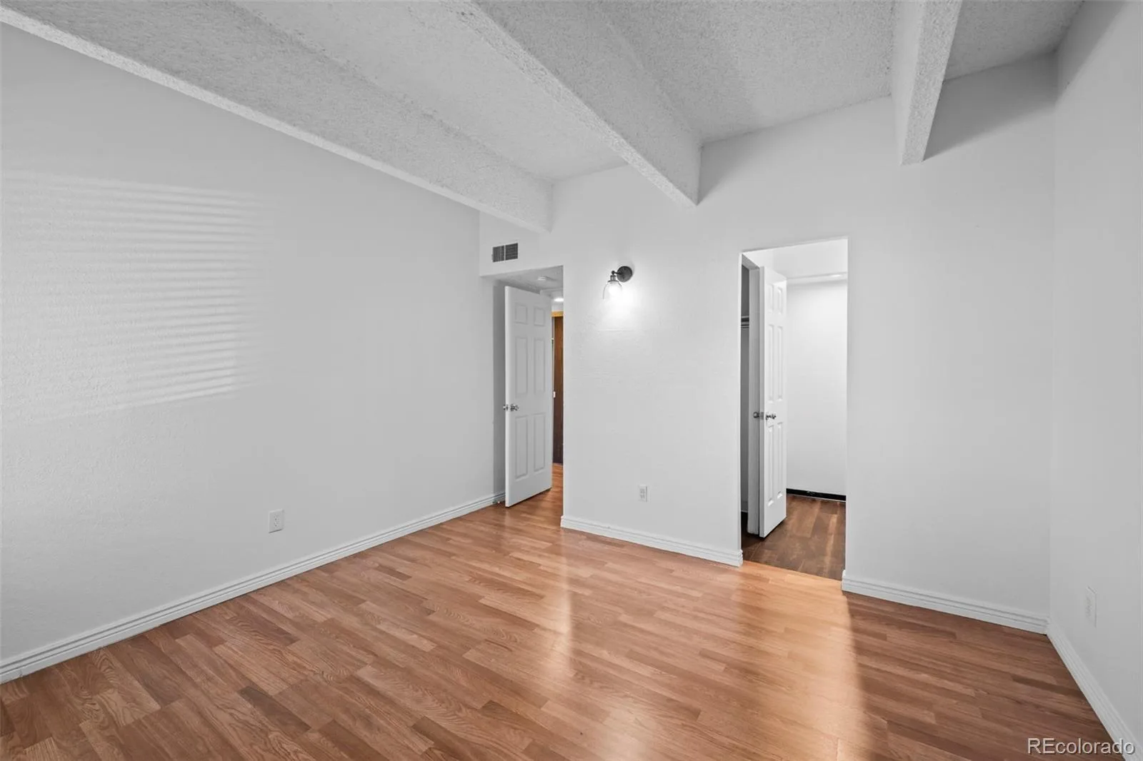 384 S Ironton Street #201 Aurora CO 80012 | MLS #REC5592712 09232026003942 1600 13