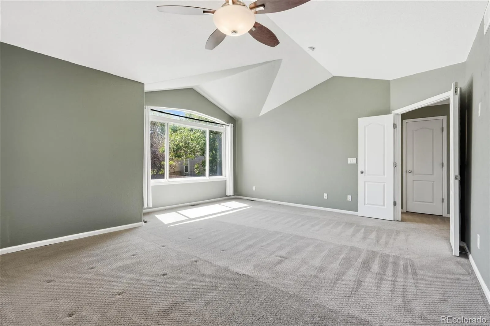 19960 E Belleview Lane Centennial CO 80015 | MLS #REC5593181 09282026180140 1600 29
