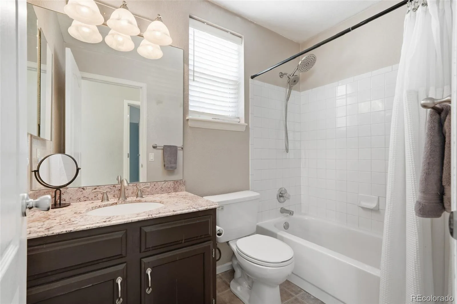 19960 E Belleview Lane Centennial CO 80015 | MLS #REC5593181 09282026180140 1600 43