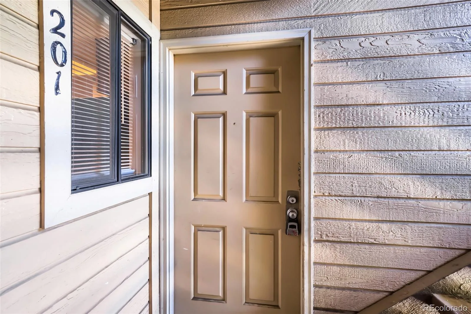 15350 E Arizona Avenue #201 Aurora CO 80017 | MLS #REC5596664 08142026185036 1600 12