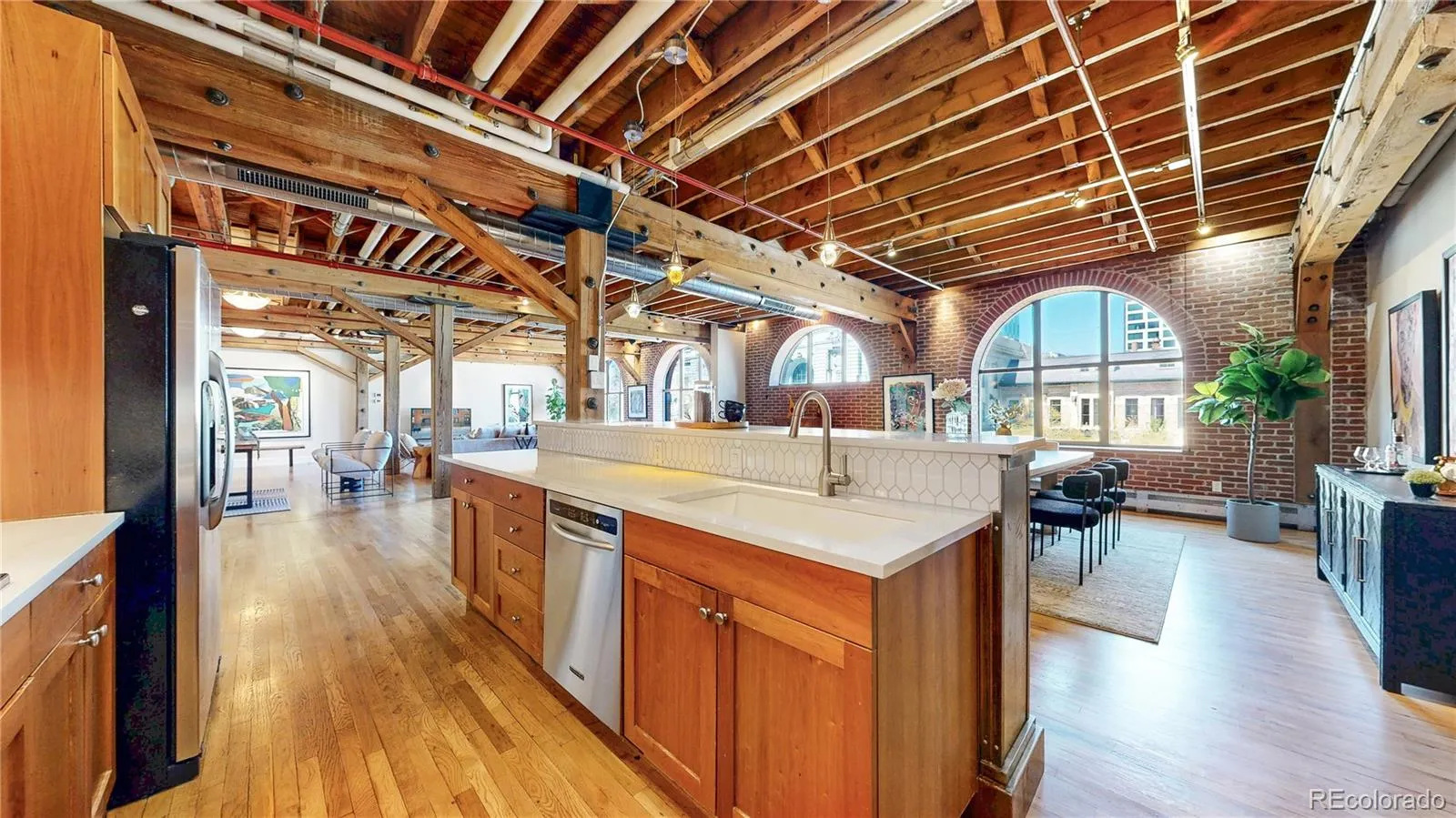 04122026223541 1600 14