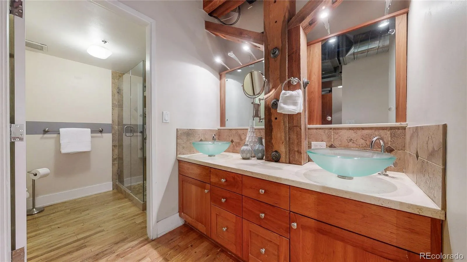 04122026223541 1600 32