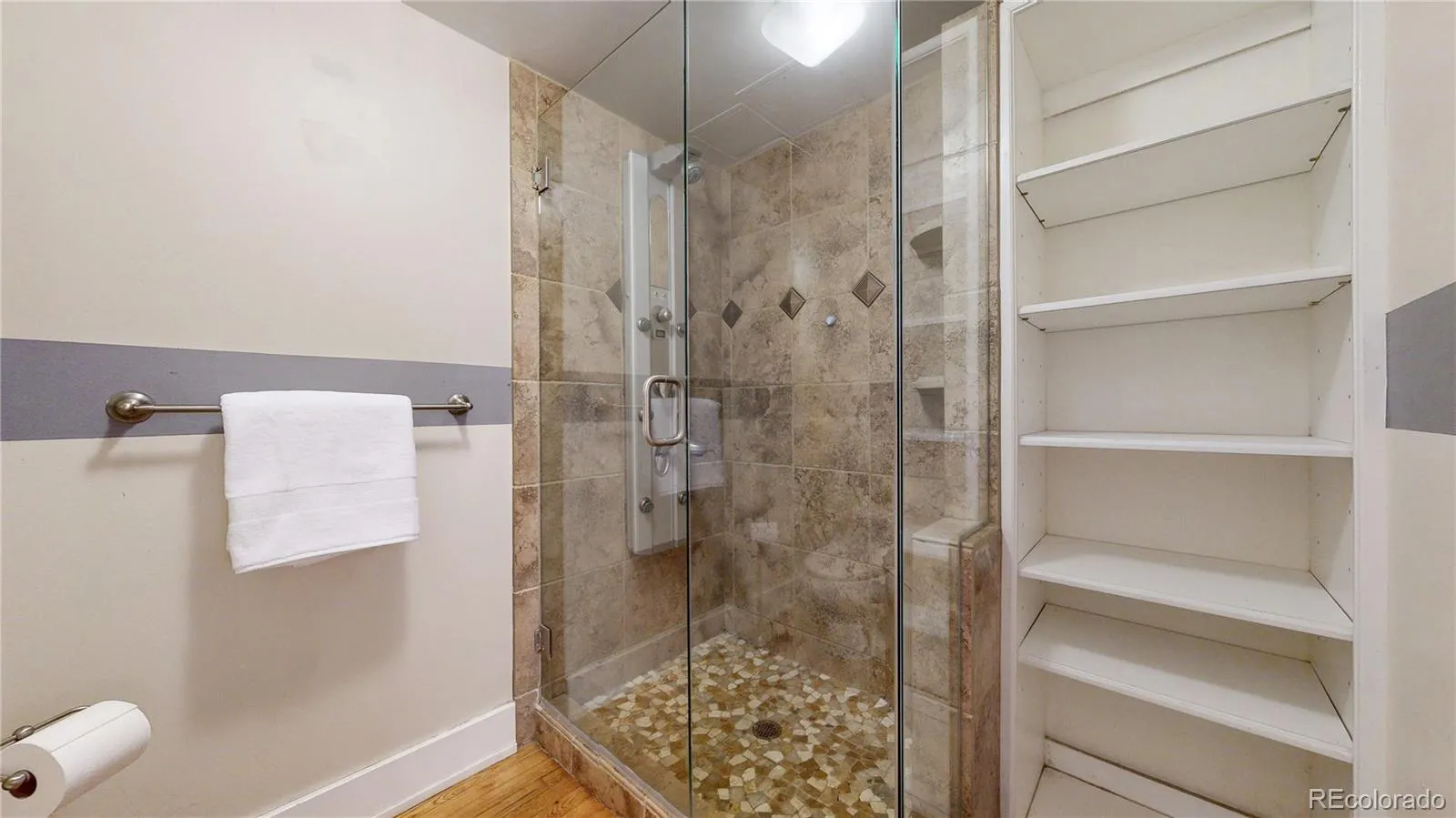 04122026223541 1600 33