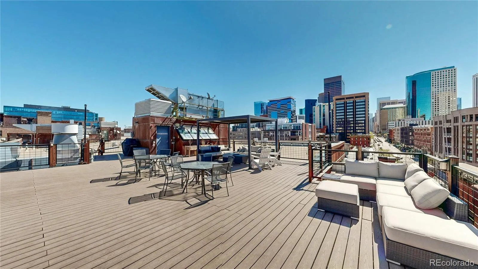 04122026223541 1600 44