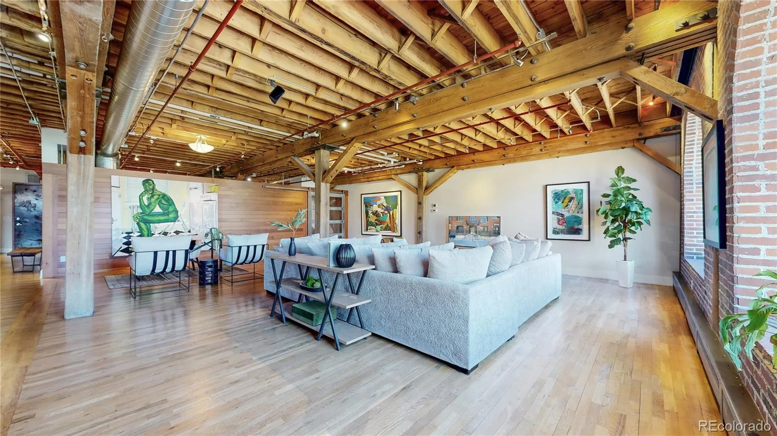 04122026223541 1600 8