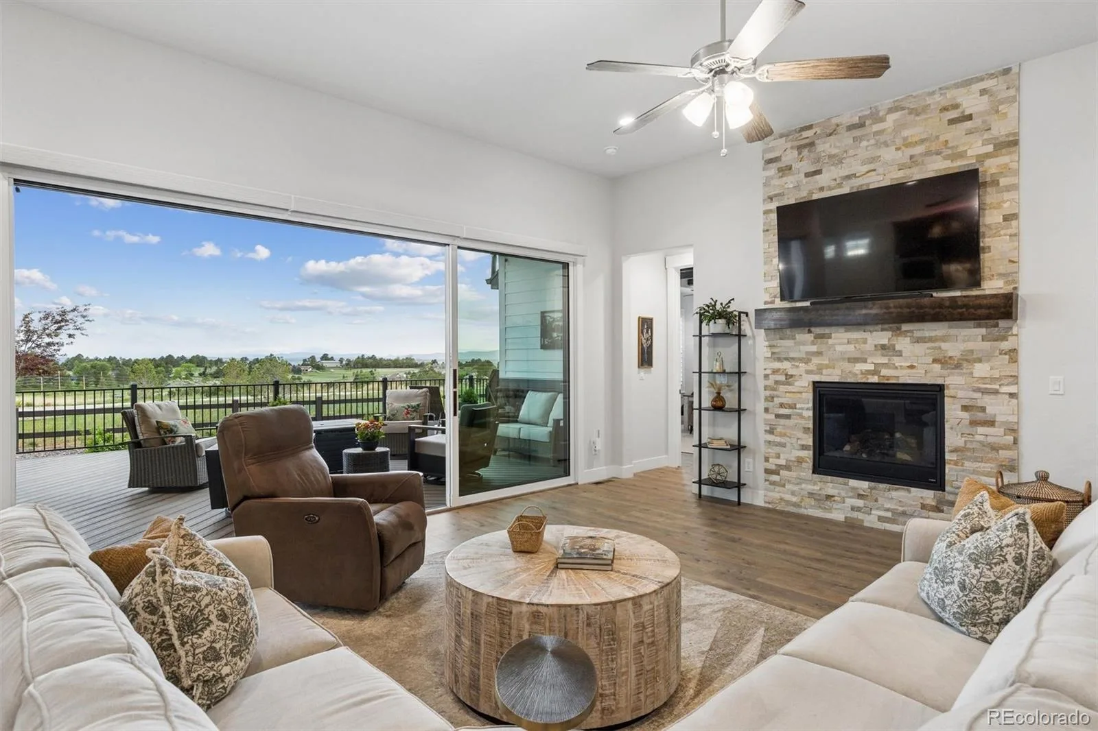 21902 E Tansy Place Aurora CO 80016 MLS #REC5602704 06052026032621 1600 15