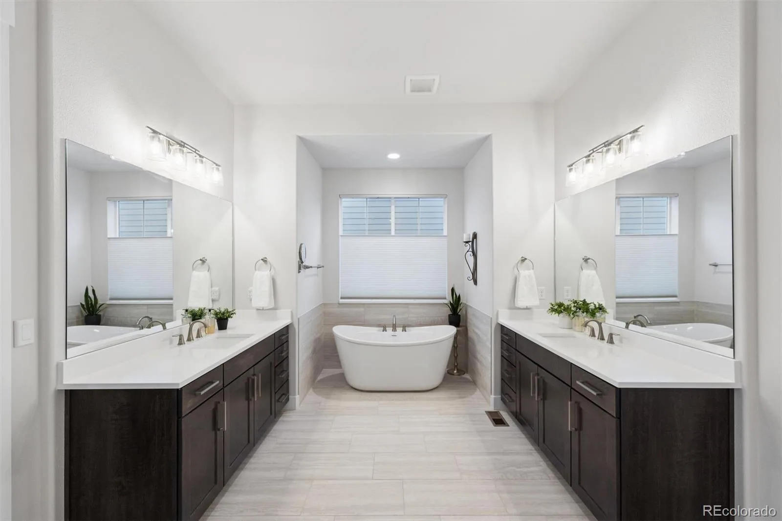 21902 E Tansy Place Aurora CO 80016 MLS #REC5602704 06052026032621 1600 20