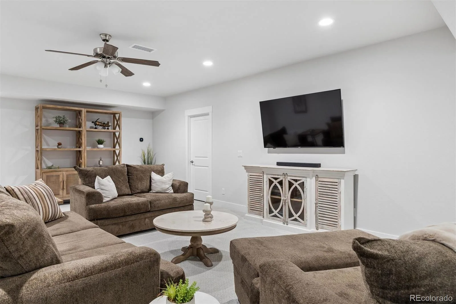 21902 E Tansy Place Aurora CO 80016 MLS #REC5602704 06052026032621 1600 27