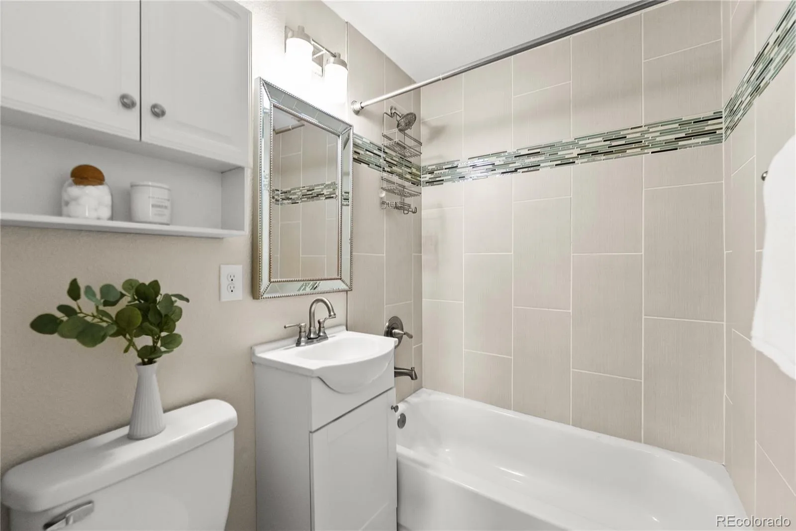 1776 Kenton Street Aurora CO 80010 | MLS #REC5605082 09302026044152 1600 23