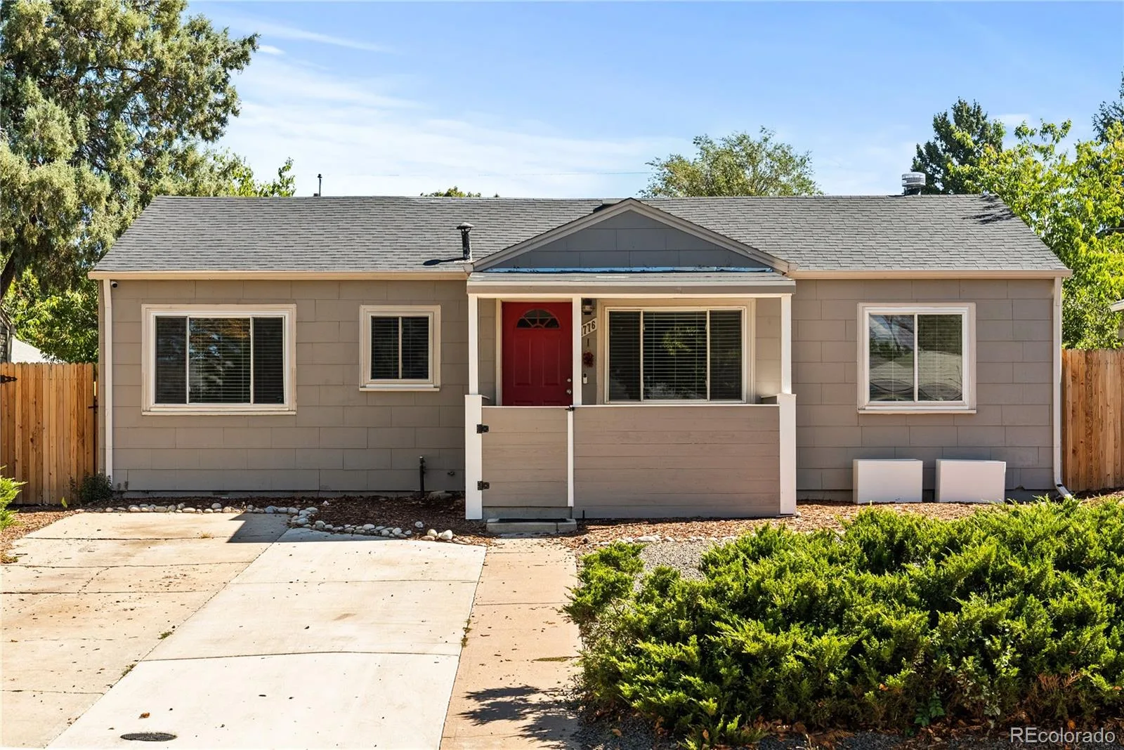 1776 Kenton Street Aurora CO 80010 | MLS #REC5605082 09302026044152 1600 35