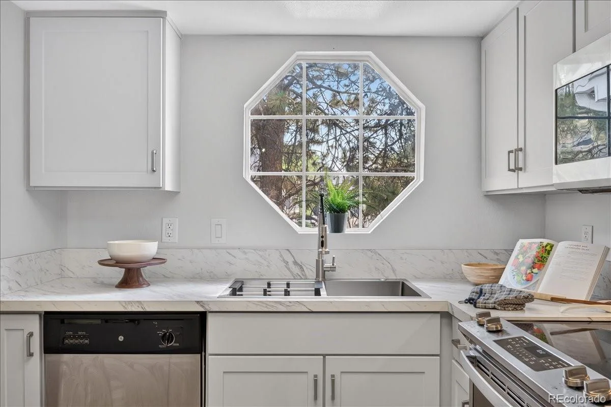 12655 E Pacific Circle #C Aurora CO 80014 | MLS #REC5605393 06252026144254 1200 16