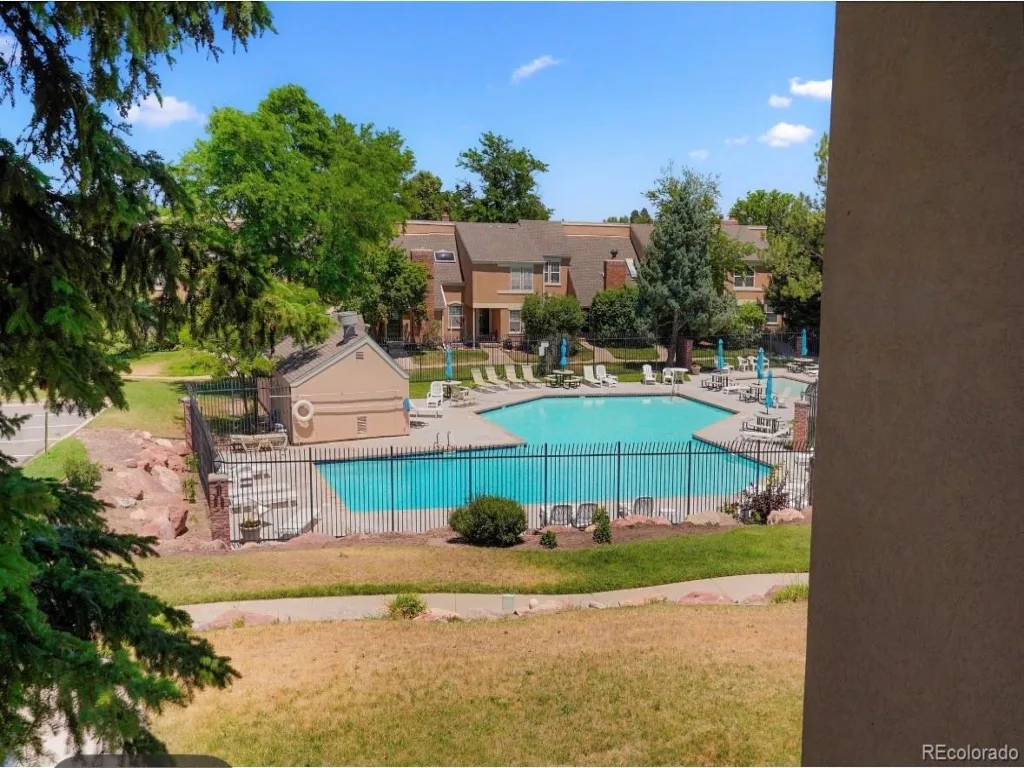 2836 S Vaughn Way Aurora CO 80014 MLS #REC5606724 07052026221233 1024 30