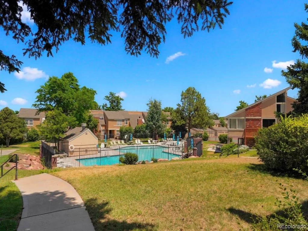 2836 S Vaughn Way Aurora CO 80014 MLS #REC5606724 07052026221233 1024 31