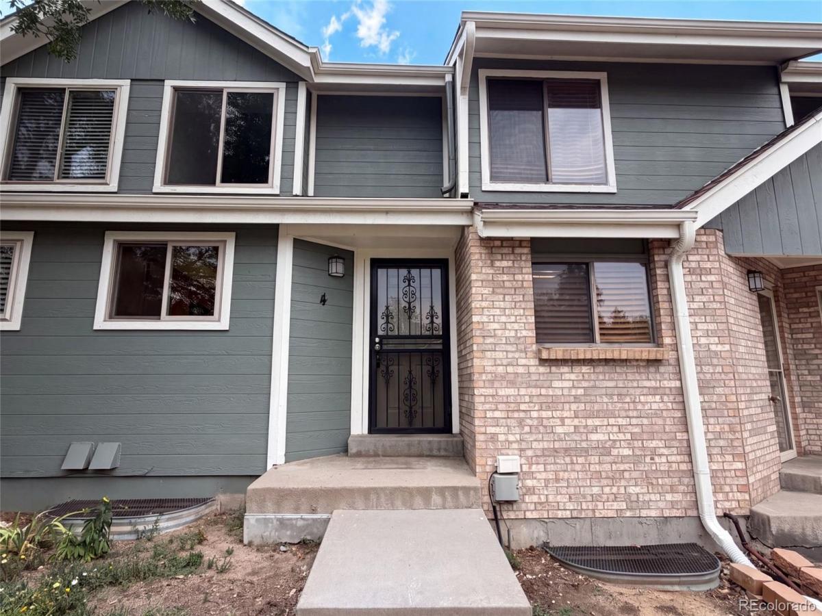 8733 W Cornell Avenue #4 Denver CO 80227 | MLS #REC5610209 MLS #REC5610209 image #0