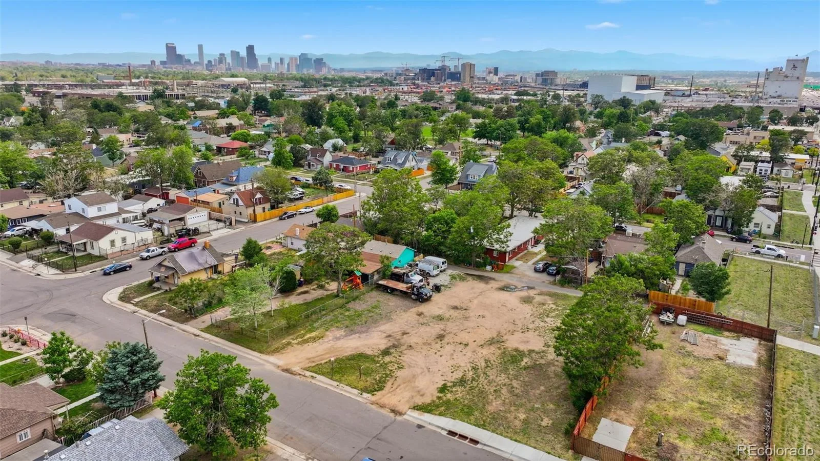 4525 Milwaukee Street Denver CO 80216 MLS #REC5611868 06172026003640 1600 11