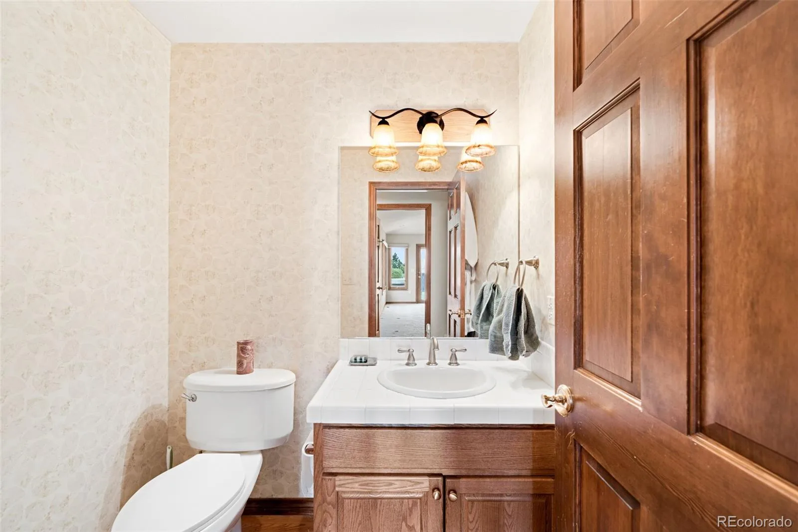 5757 Indian Paint Run Littleton CO 80125 | MLS #REC5612155 07042026201420 1600 23