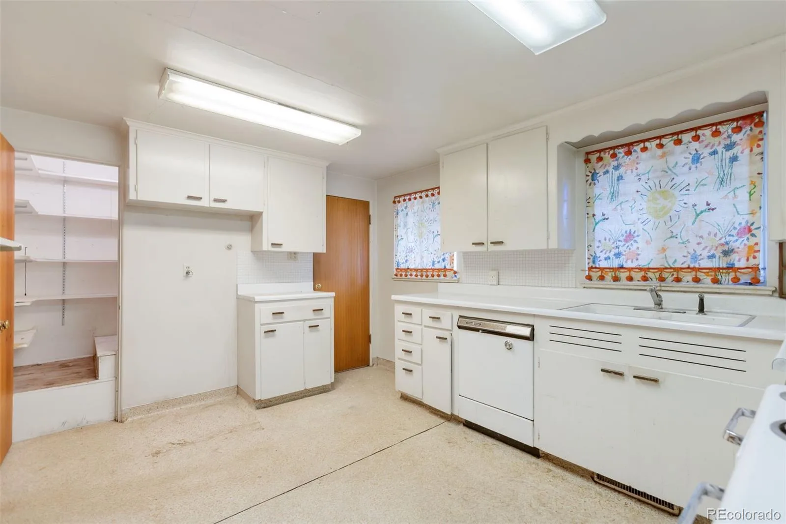 6805 E Jewell Avenue Denver CO 80224 | MLS #REC5613141 08142026142136 1600 9