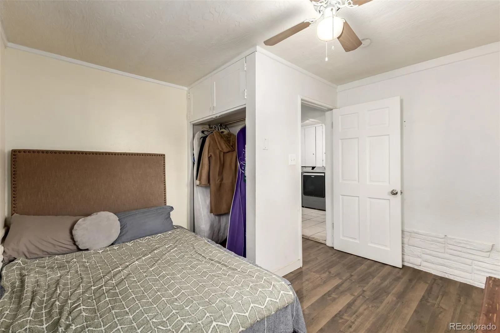 04012026201907 1600 19