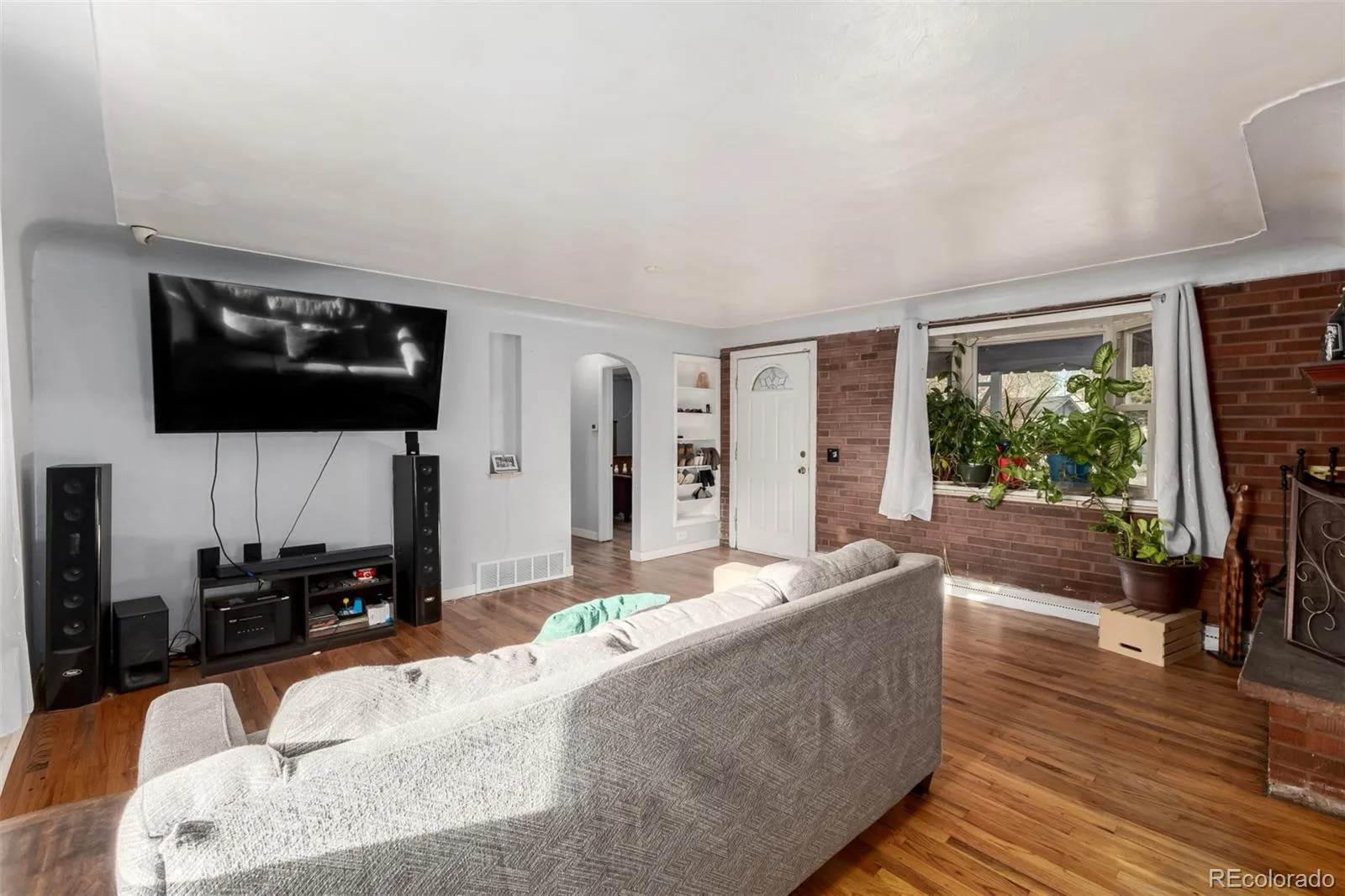 04012026201907 1600 3