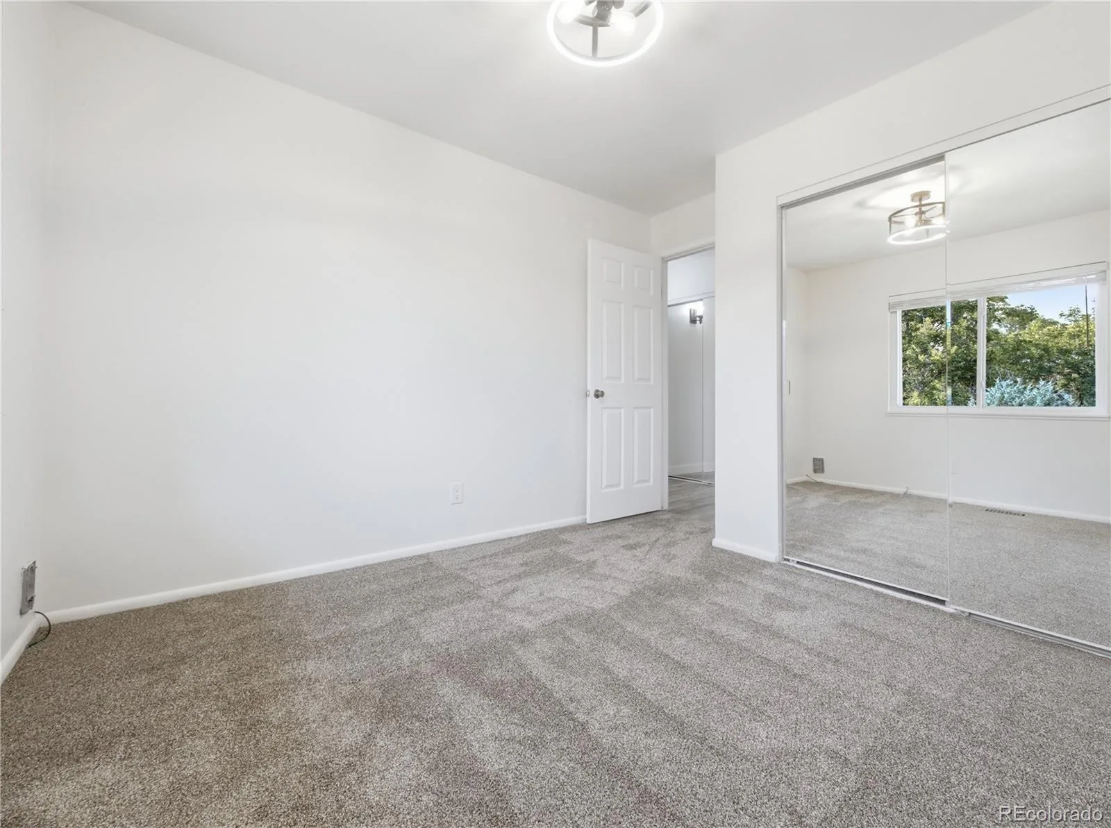 13090 W Warren Avenue Lakewood CO 80228 | MLS #REC5613644 08272026020453 1600 40