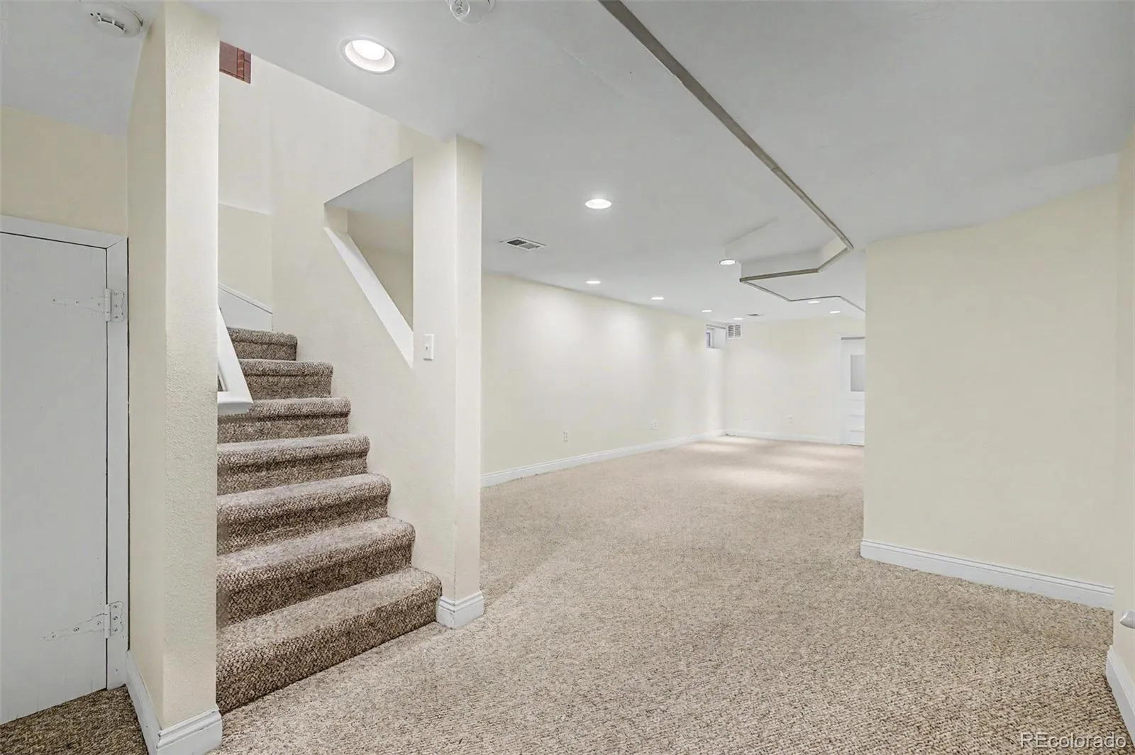 516 N Emerson Street Denver CO 80218 MLS #REC5615676 05102026142138 1600 28