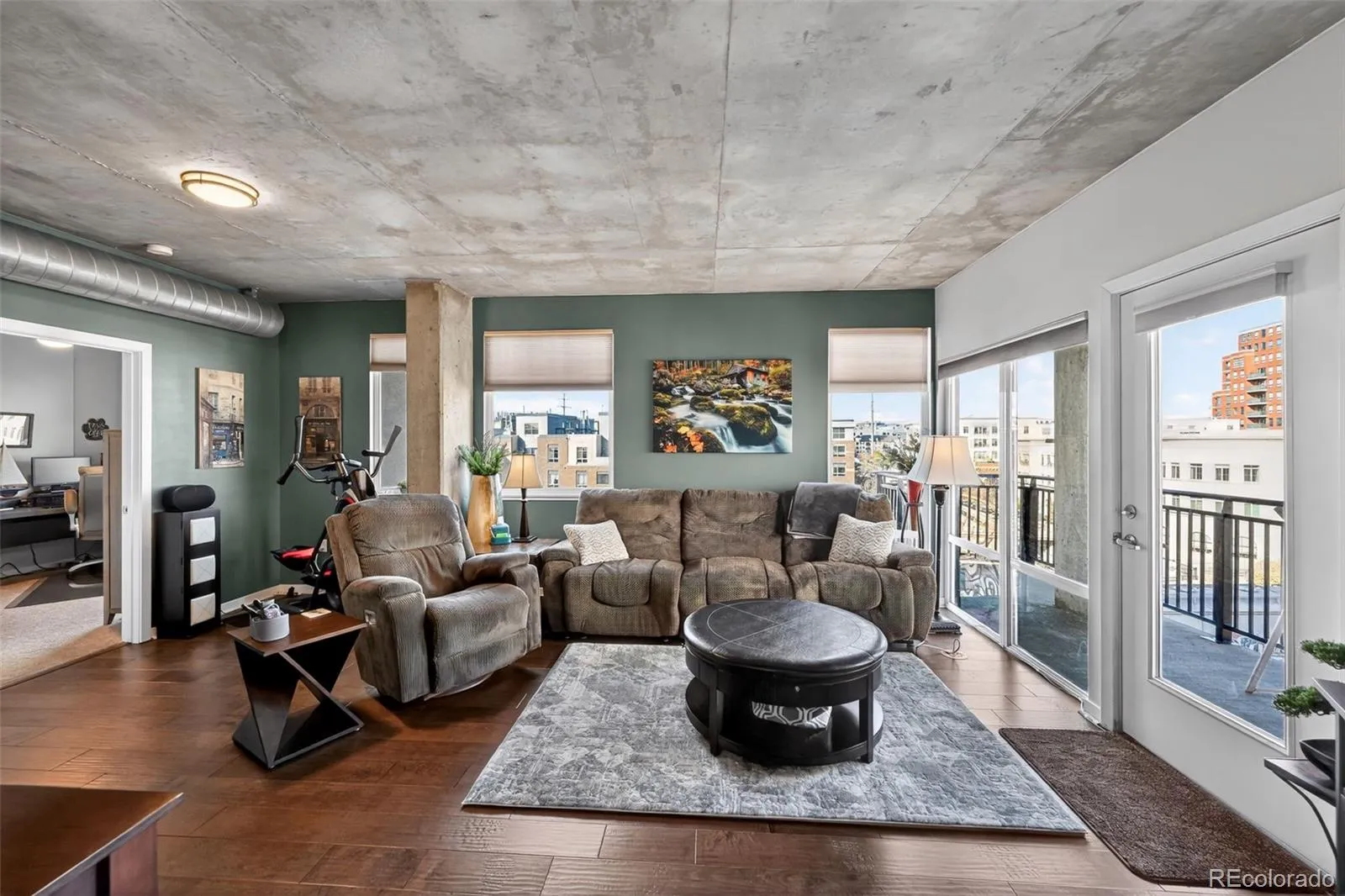 04012026165717 1600 11