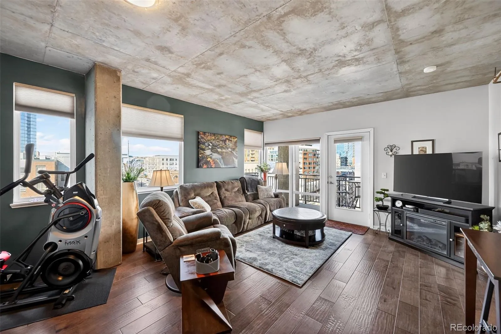 04012026165717 1600 12