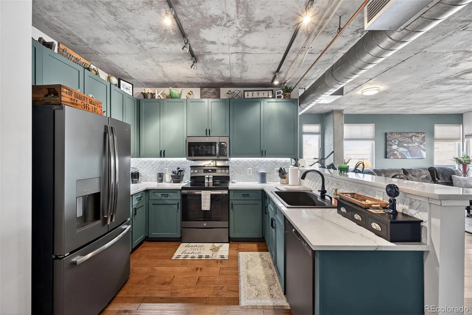 04012026165717 1600 9