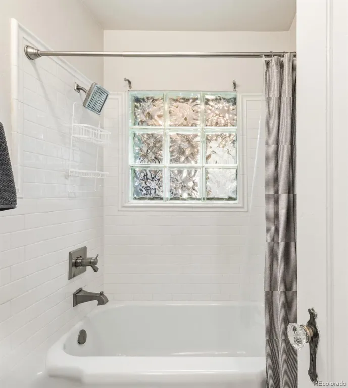 04092026182208 1024 13