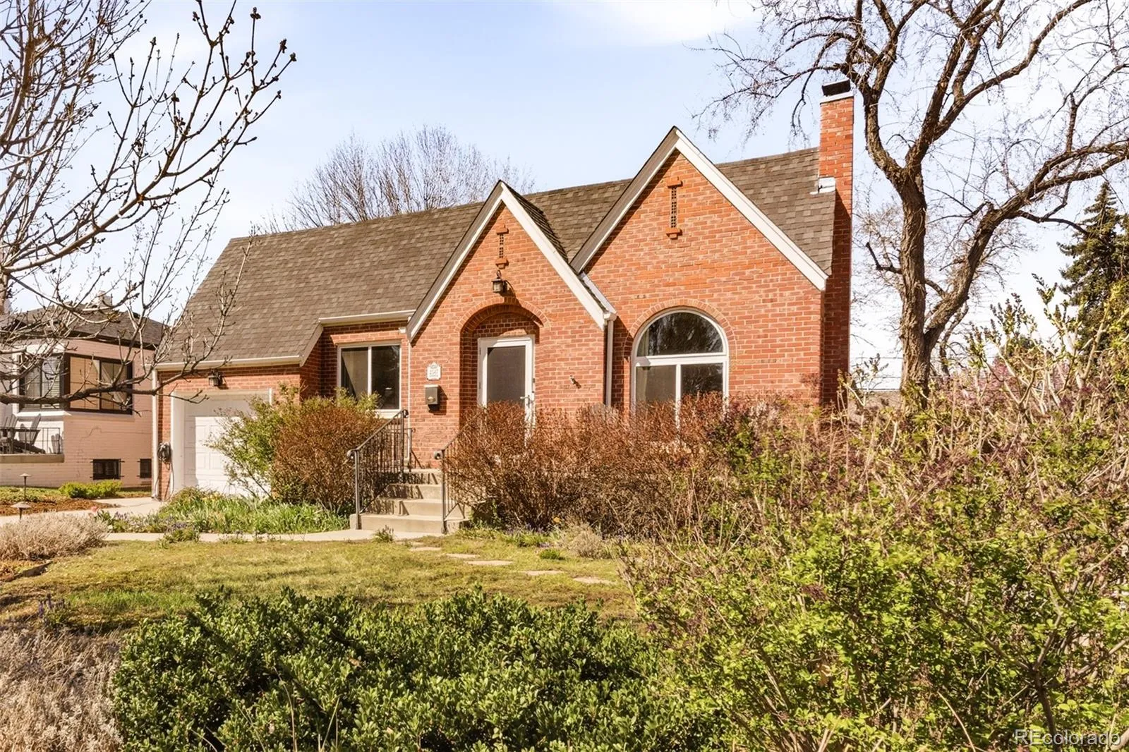 04092026182208 1600 1