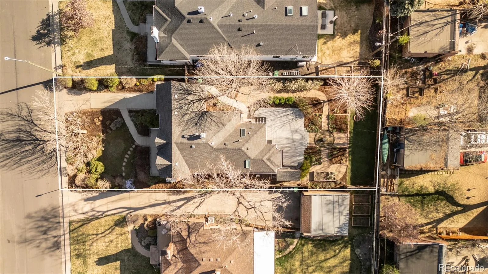 04092026182208 1600 38