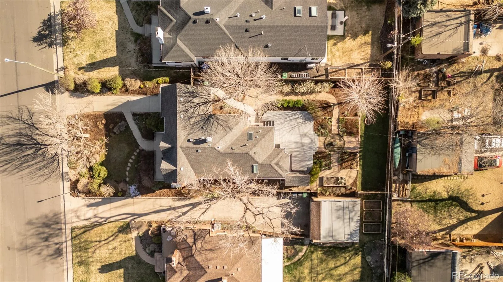 04092026182208 1600 39