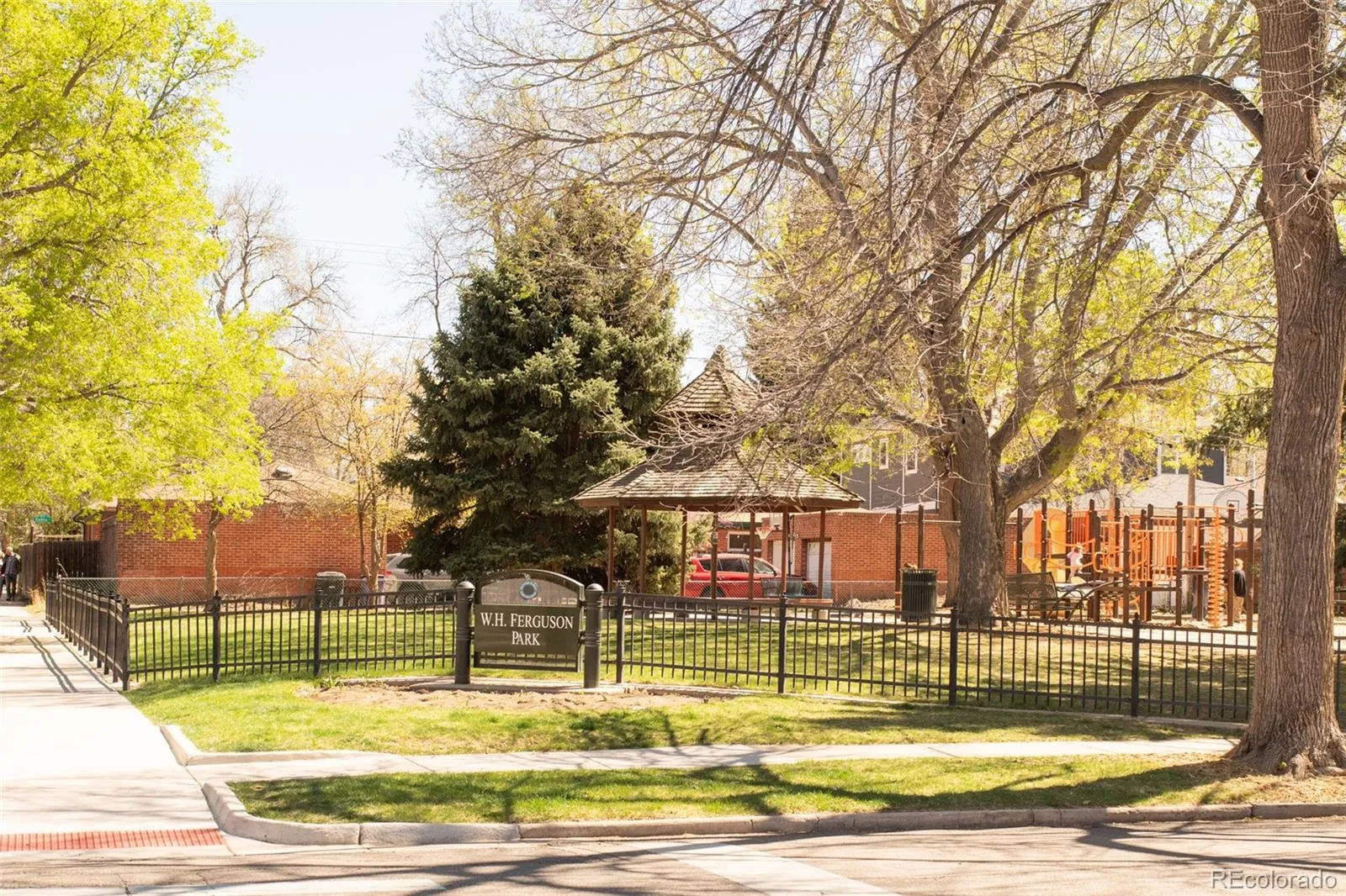 04092026182208 1600 42