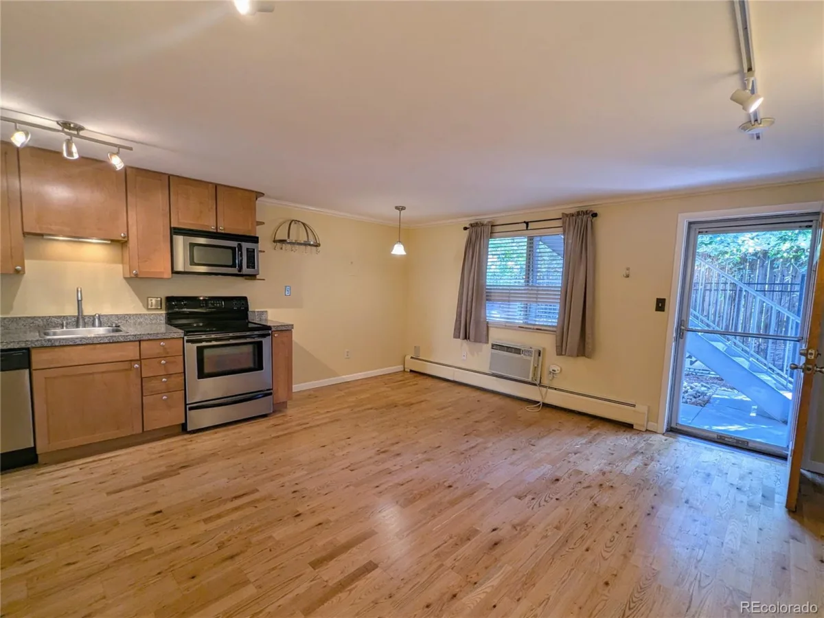 1135 N Elizabeth Street #102 Denver CO 80206 | MLS #REC5616467 07102026180605 1200 11