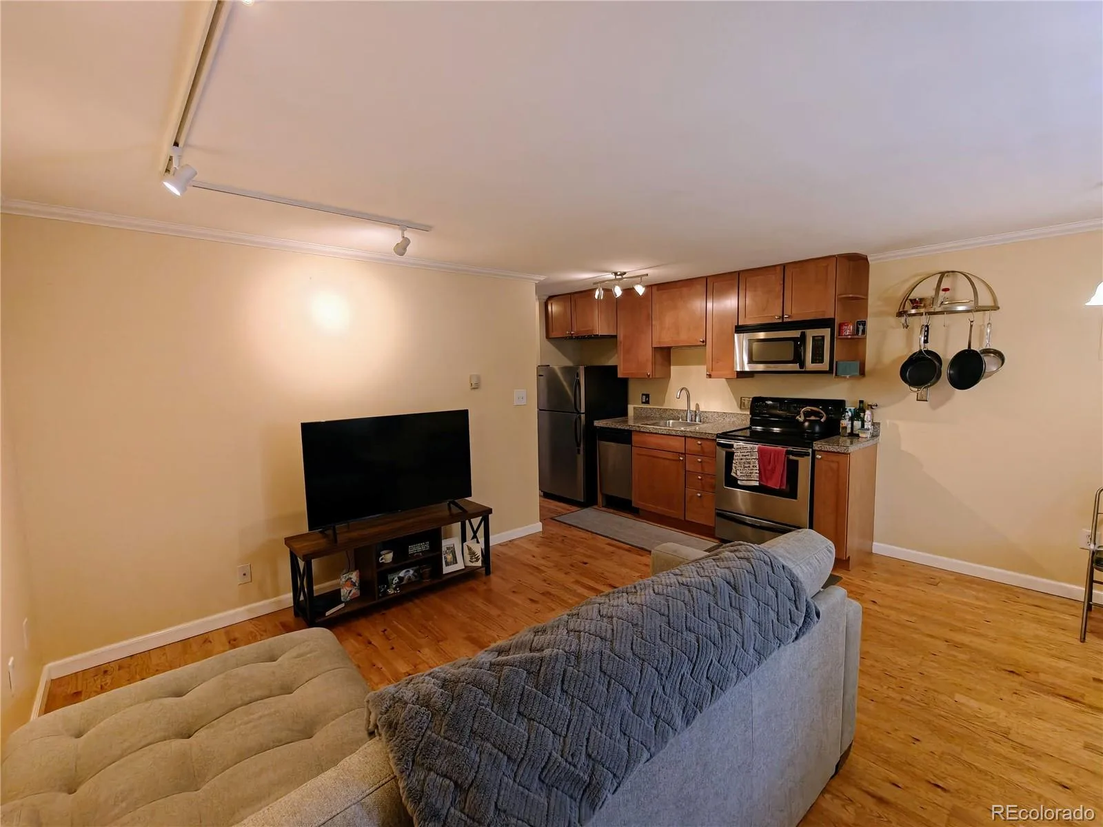 1135 N Elizabeth Street #102 Denver CO 80206 | MLS #REC5616467 07102026180605 1600 3
