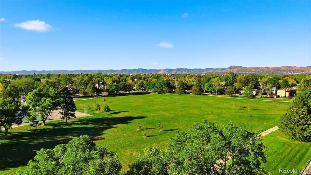 200 Reed Street Lakewood CO 80226 | MLS #REC5618298 10032026164622 1200 38