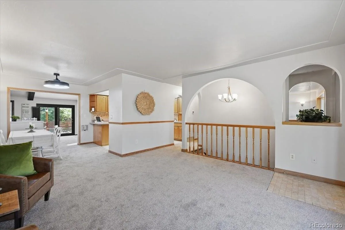 200 Reed Street Lakewood CO 80226 | MLS #REC5618298 10032026164622 1200 5
