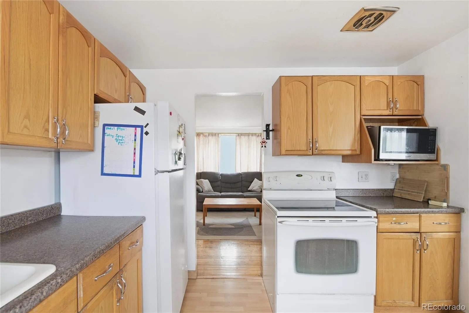 6453 Zephyr Street Arvada CO 80004 MLS #REC5618456 05252026221948 1600 9