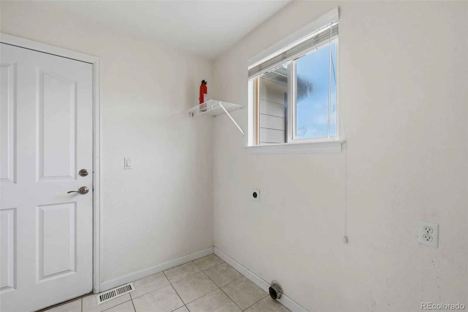 21340 Martingale Lane Parker CO 80138 | MLS #REC5618760 08272026164036 1600 27