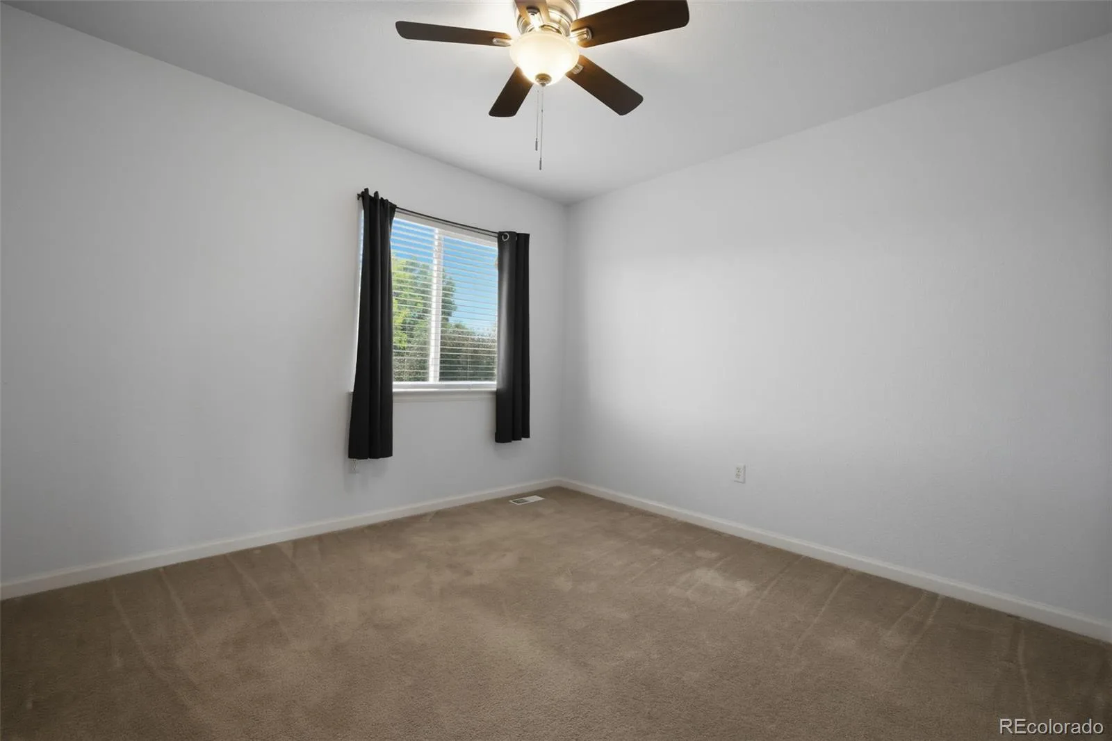 21340 Martingale Lane Parker CO 80138 | MLS #REC5618760 08272026164036 1600 34